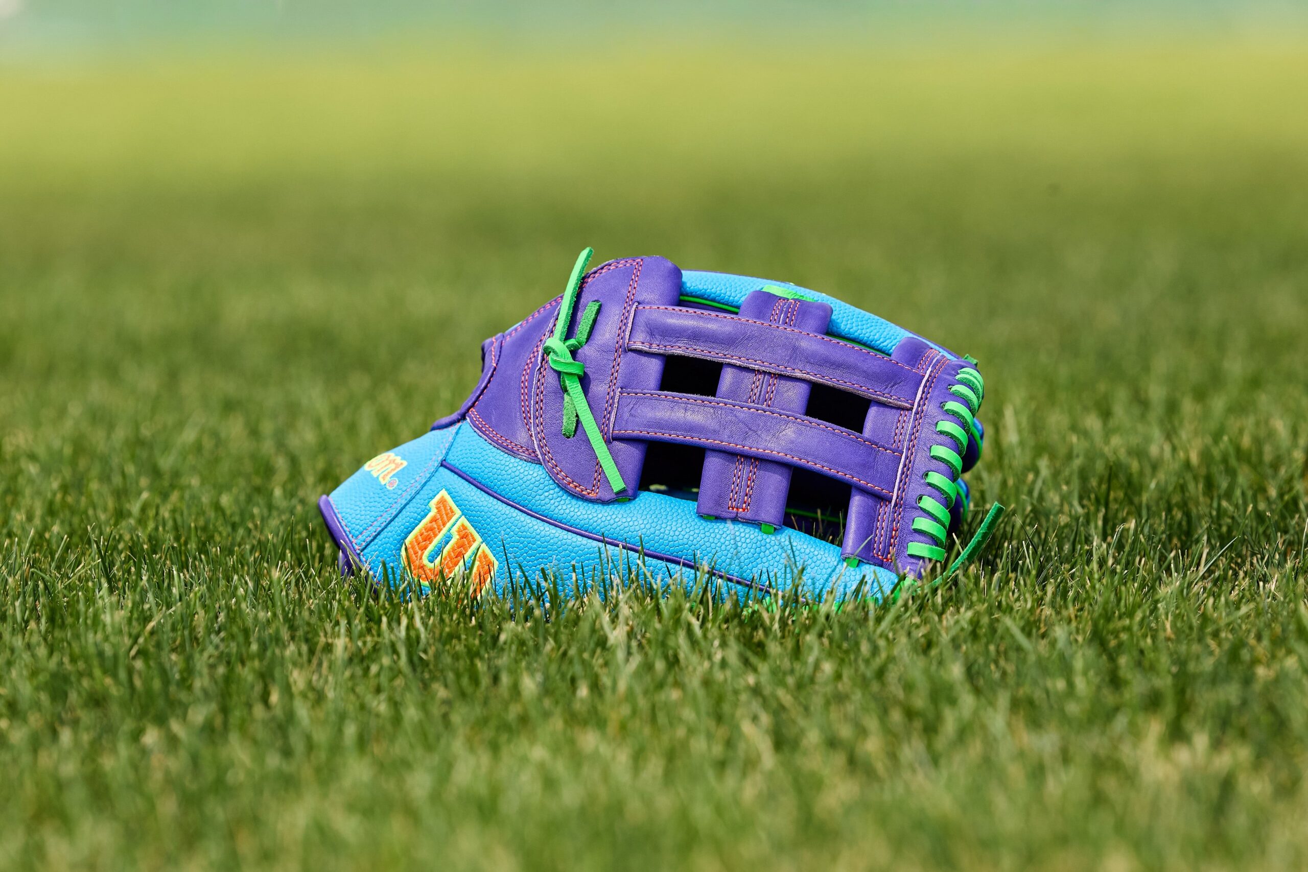 Wilson Spring 2026 A2000 PF50 Pedroia Fit SuperSkin Model 12.25" Outfield Baseball Glove - Image 4